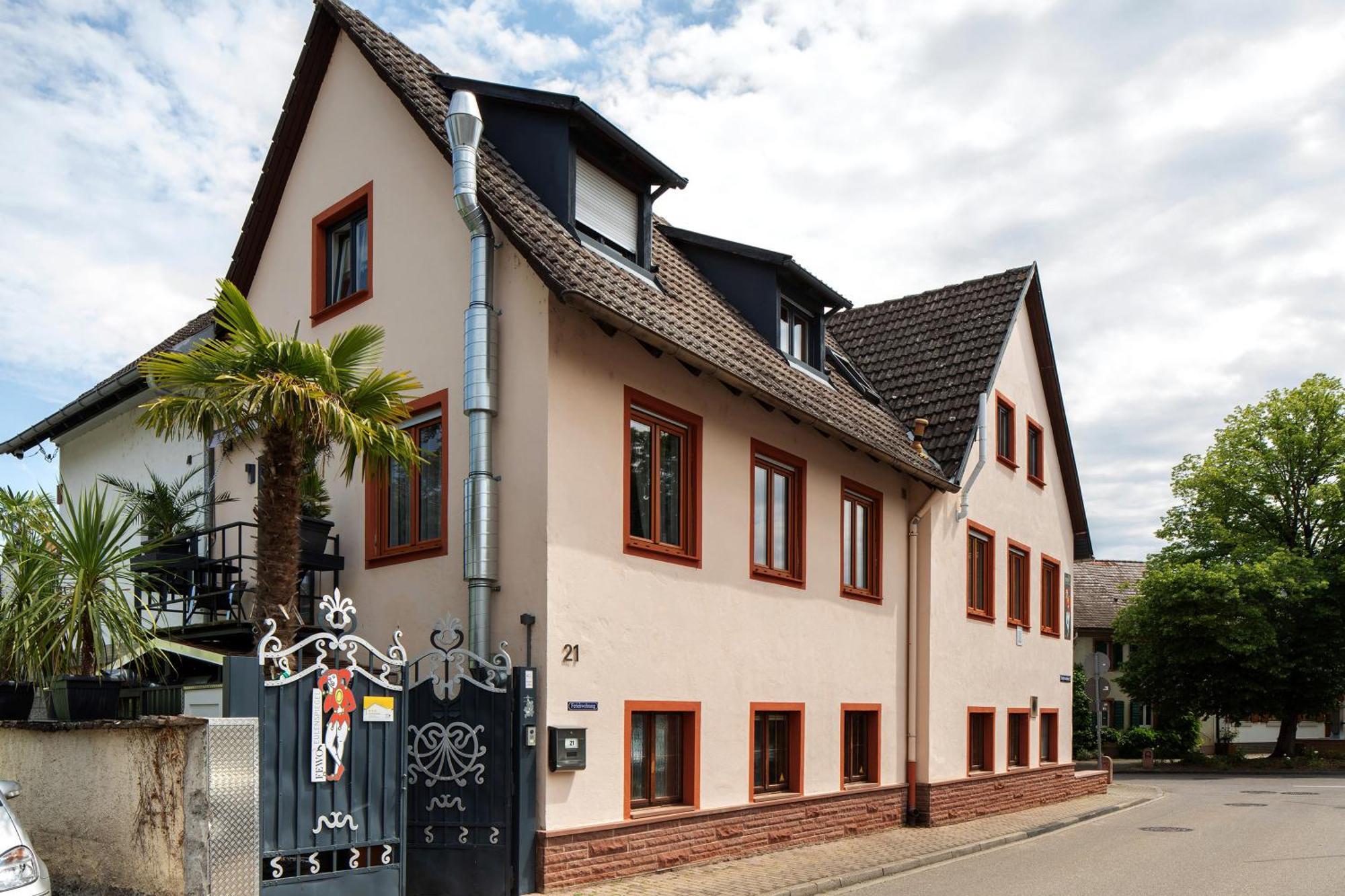 Ferienwohnungen Eulenspiegel Breisach Екстер'єр фото